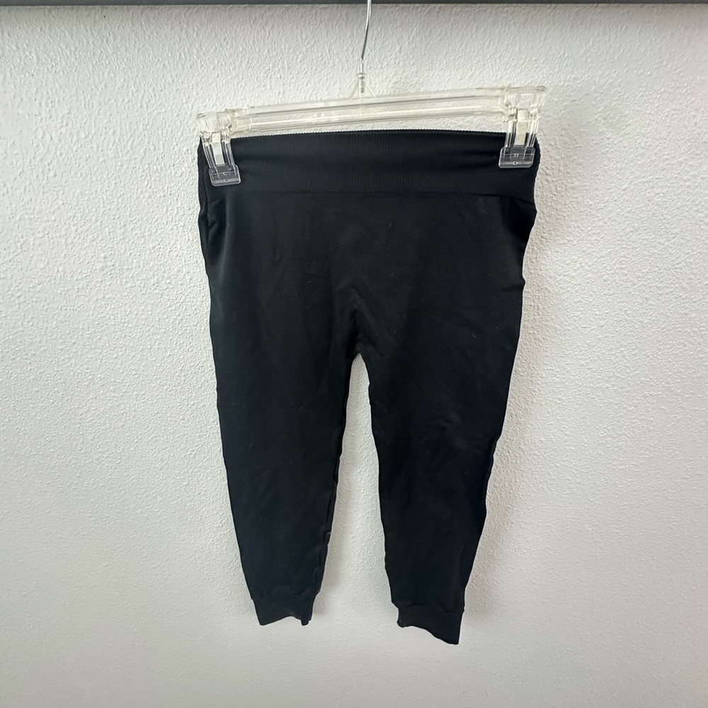Romeo & Juliet Couture Black Leggings Sleek Stretchy Design